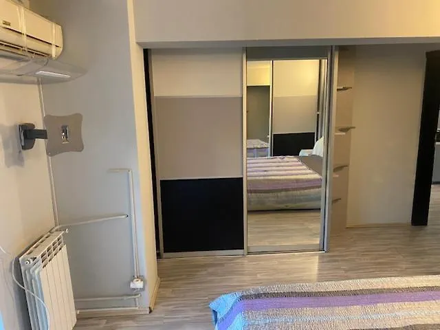 Goga 6 بوخارست